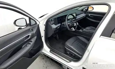 Hyundai Sonata 2025 1.6 Автомат в Москве № 91786, миниатюра 10