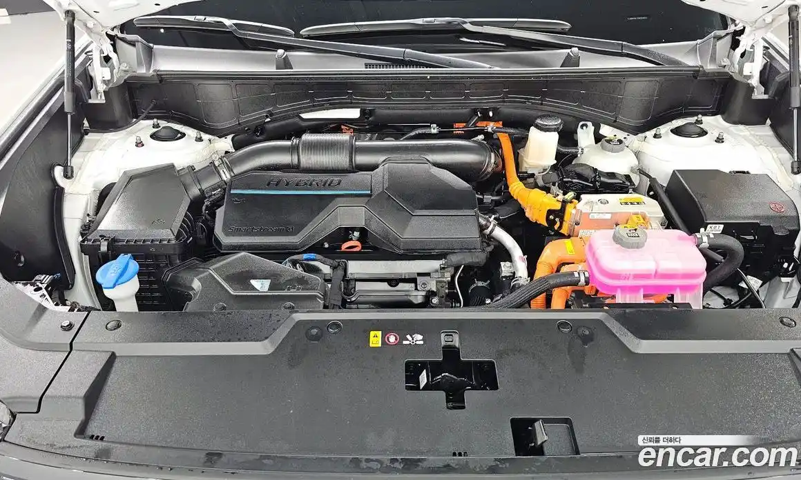 Hyundai Santa Fe 2024 1.6 Автомат в Москве № 109262, фото 6