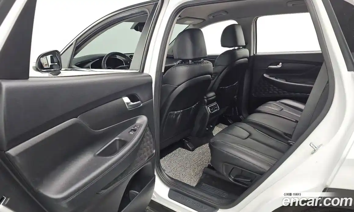 Hyundai Santa Fe 2023 2.5 Автомат в Москве № 112178, фото 12