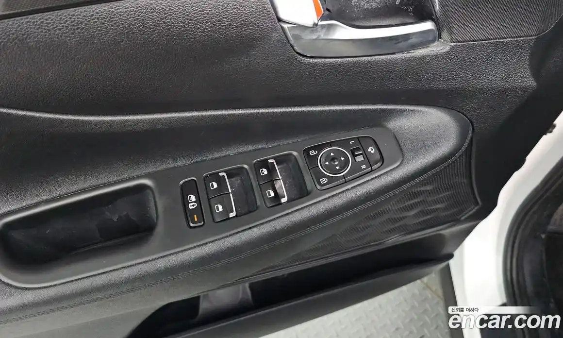 Hyundai Santa Fe 2023 2.5 Автомат в Москве № 112178, фото 17