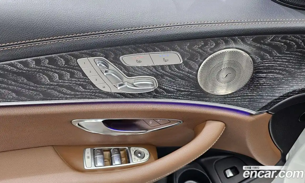 Mercedes-Benz E-Class 2022 2.0 Автомат в Москве № 160850, фото 14