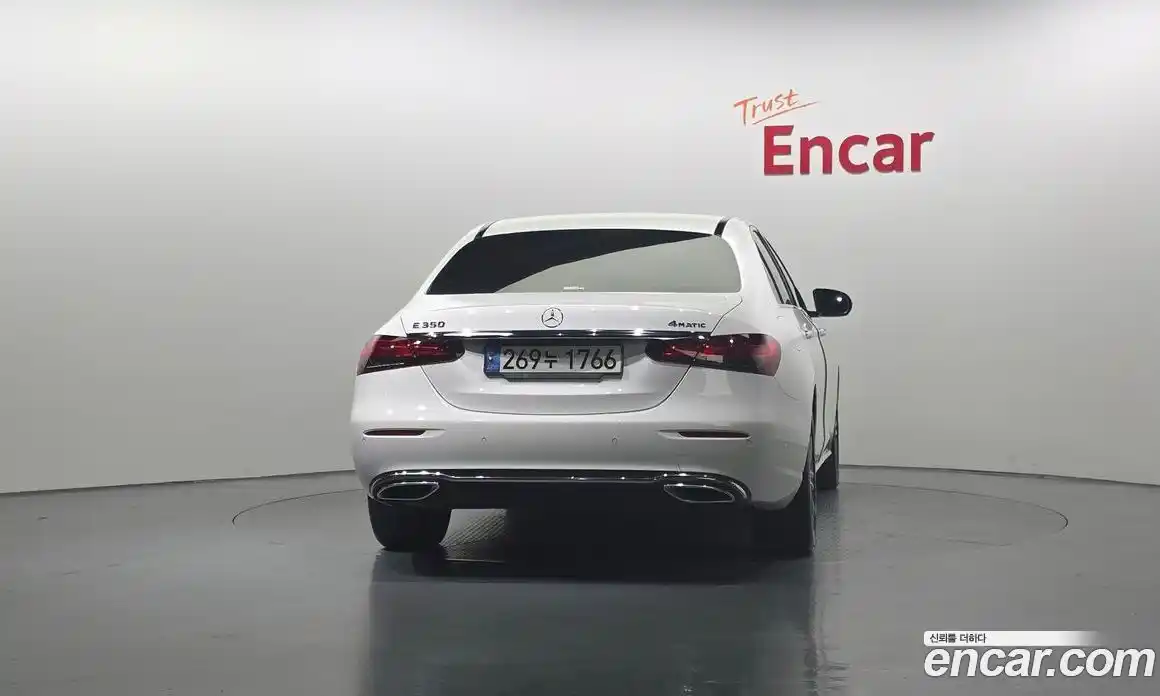 Mercedes-Benz E-Class 2022 2.0 Автомат в Москве № 160850, фото 4