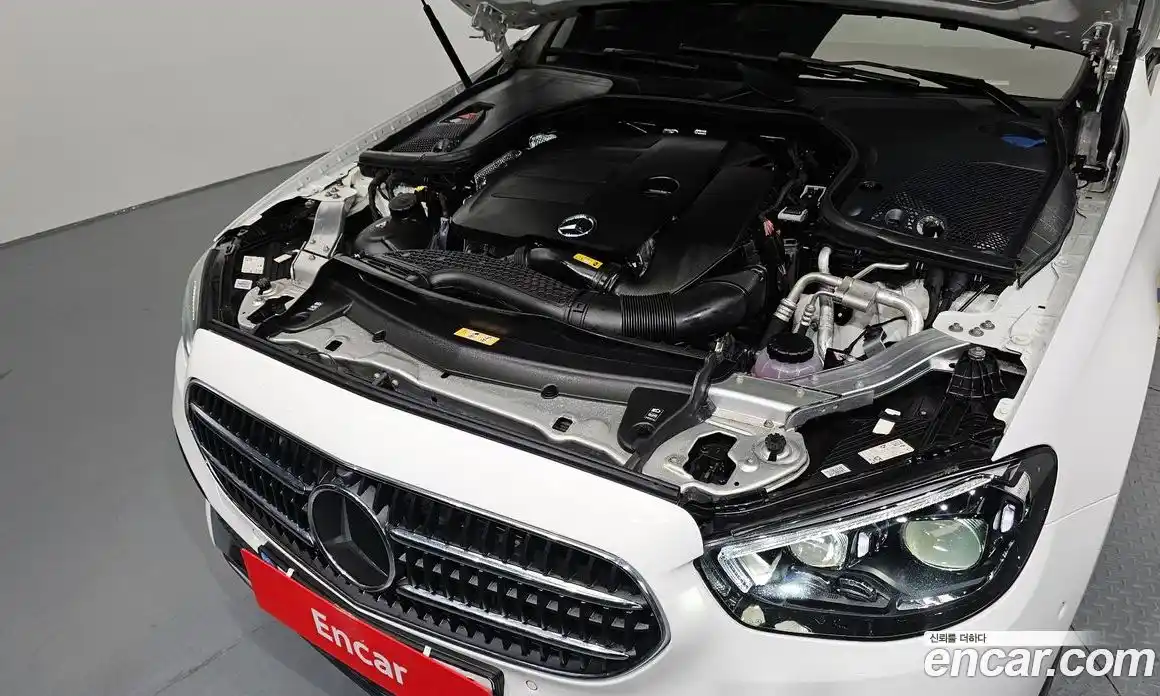 Mercedes-Benz E-Class 2022 2.0 Автомат в Москве № 160850, фото 6