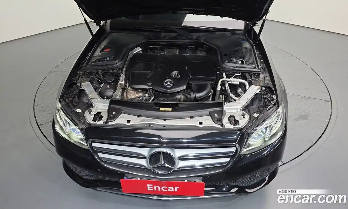 Mercedes-Benz E-Class 2020 1.9 Автомат в Москве № 161531, фото 6