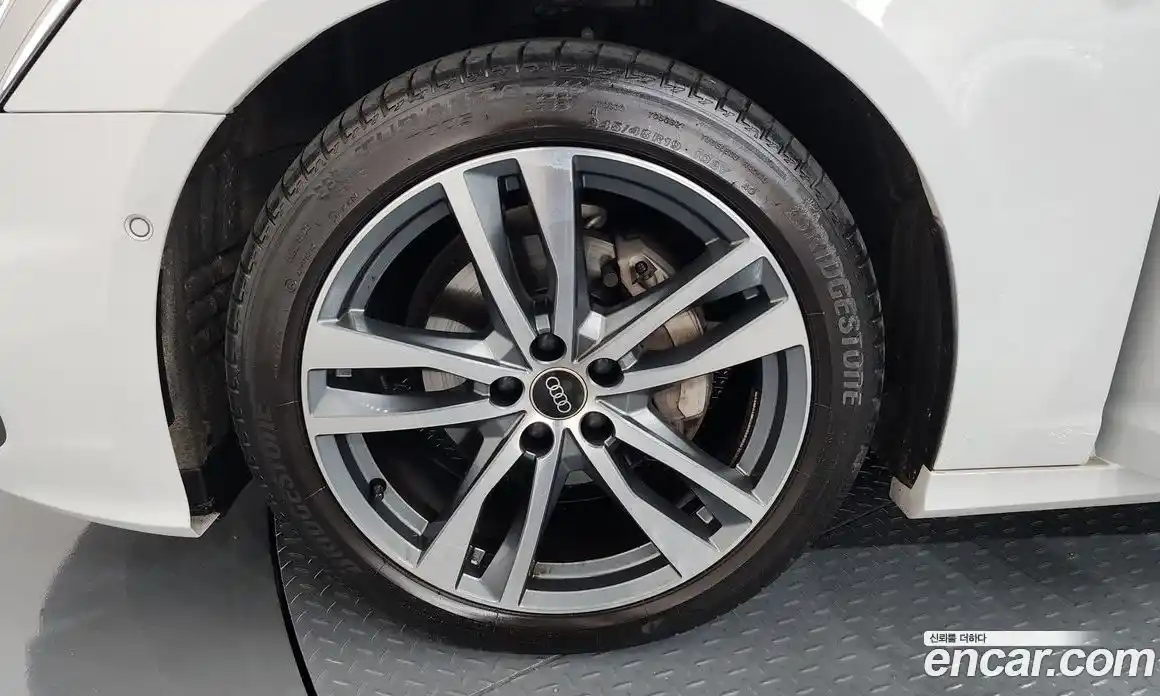 Audi A6 2022 2.0 Автомат в Москве № 162578, фото 5