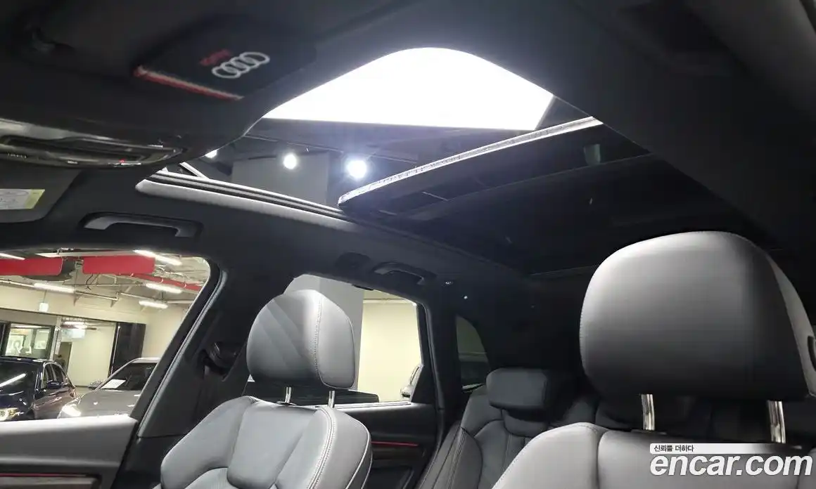 Audi Q5 2023 2.0 Автомат в Москве № 162580, фото 17