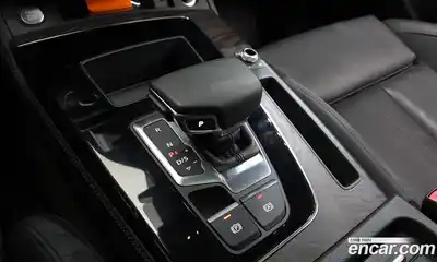 Audi Q5 2023 2.0 Автомат в Москве № 162580, миниатюра 8