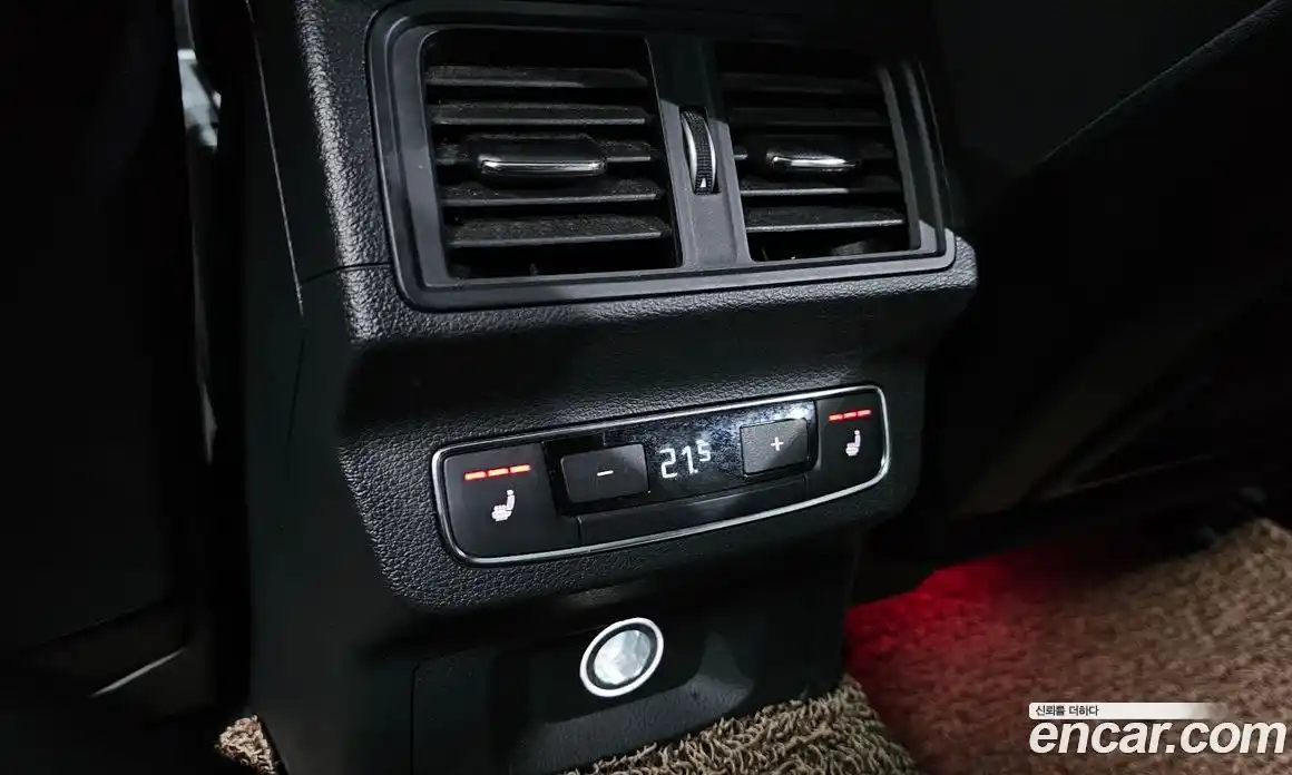 Audi Q5 2020 2.0 Автомат в Москве № 163370, фото 18