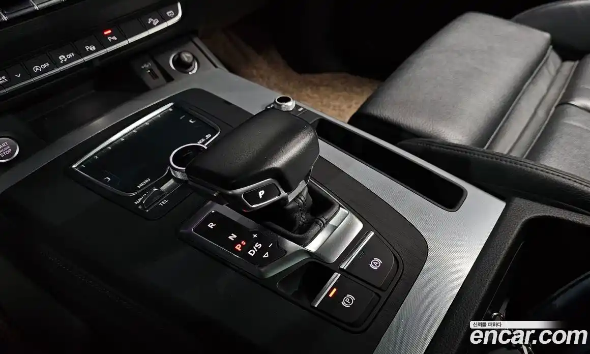 Audi Q5 2020 2.0 Автомат в Москве № 163370, фото 9