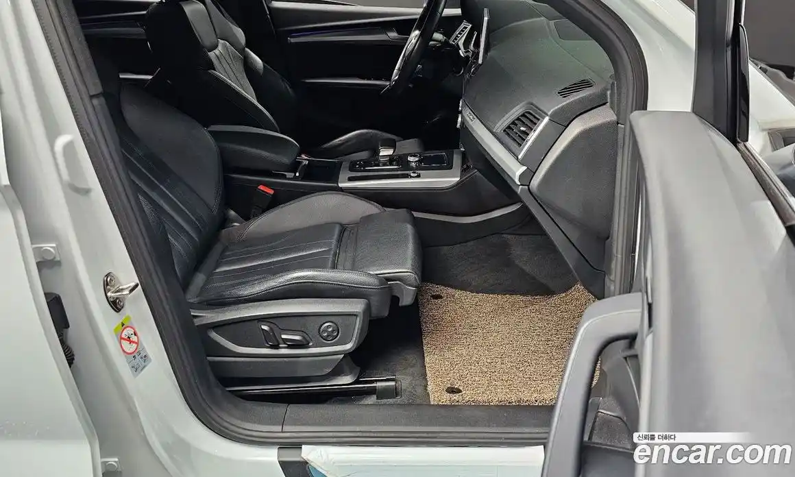 Audi Q5 2020 2.0 Автомат в Москве № 163370, фото 10