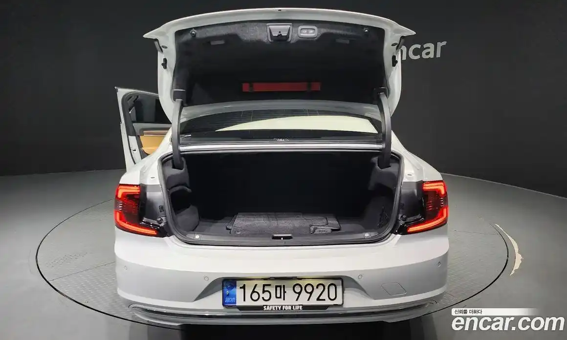 Volvo S90 2024 2.0 Автомат в Москве № 164310, фото 20