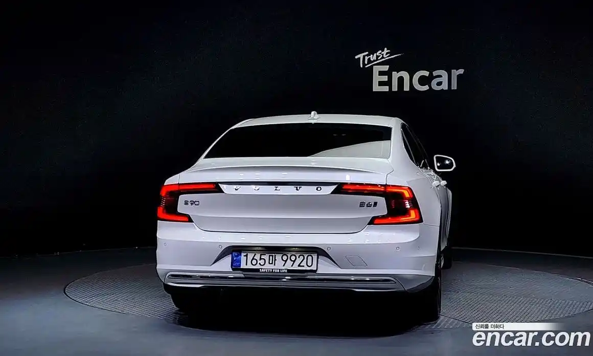 Volvo S90 2024 2.0 Автомат в Москве № 164310, фото 4