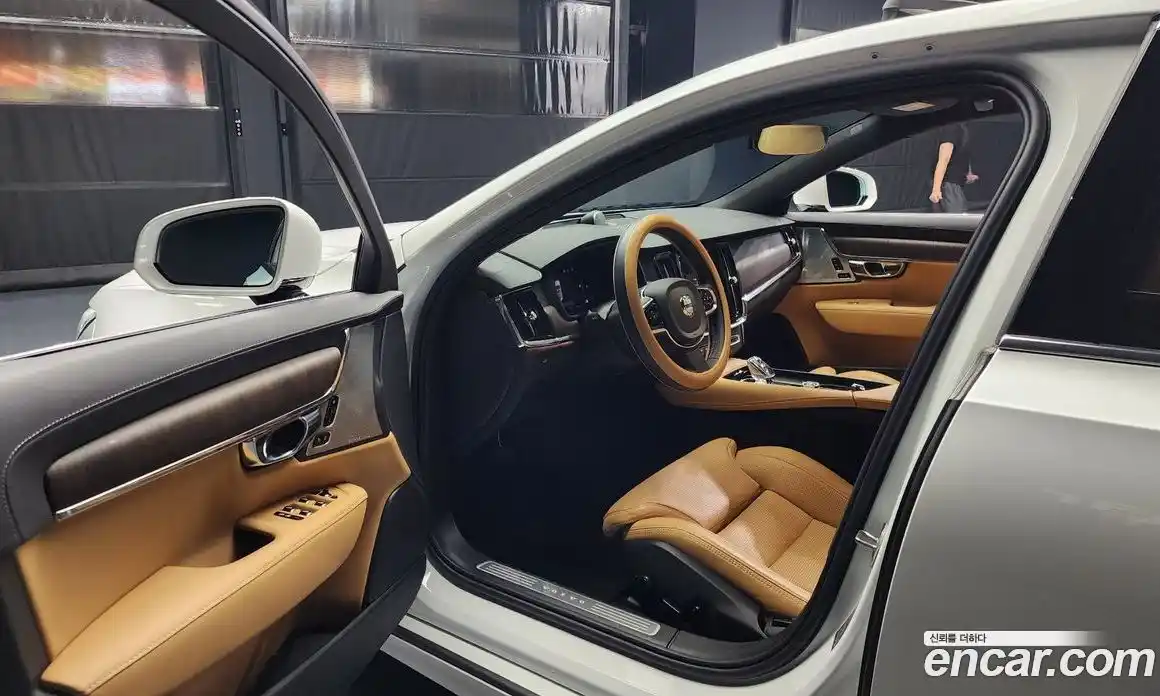 Volvo S90 2024 2.0 Автомат в Москве № 164310, фото 10