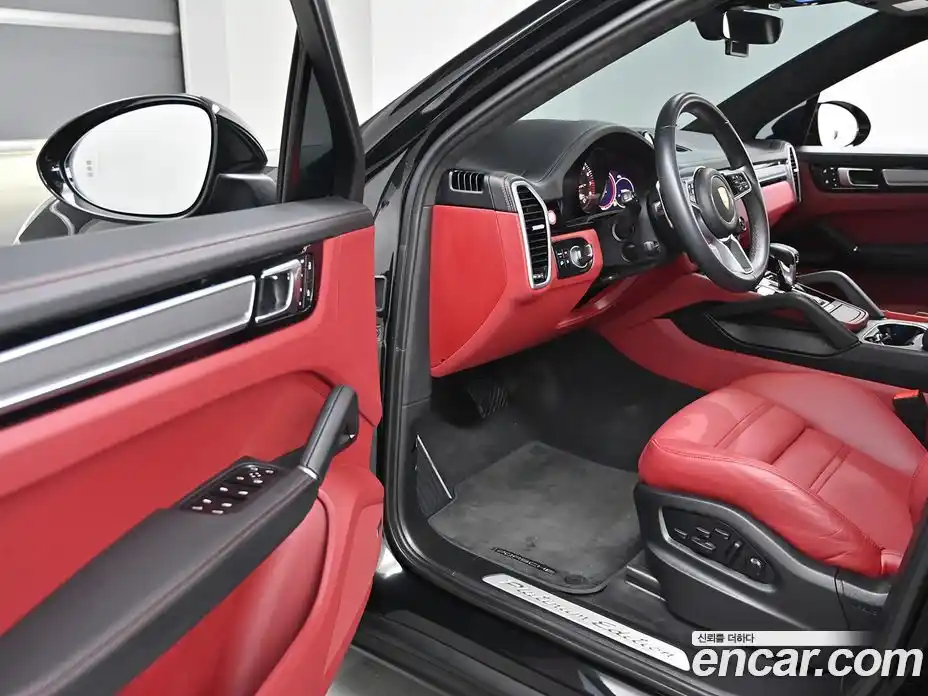 Porsche Cayenne 2023 3.0 Автомат в Москве № 165739, фото 11