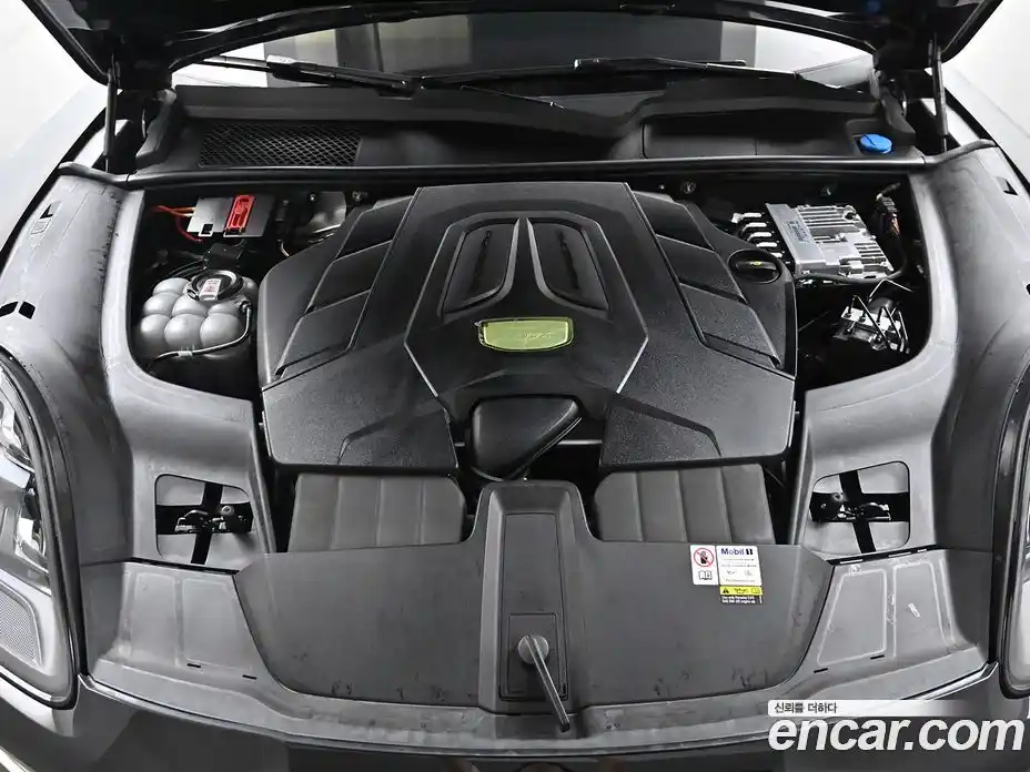 Porsche Cayenne 2023 3.0 Автомат в Москве № 165739, фото 6