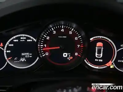 Porsche Cayenne 2023 3.0 Автомат в Москве № 165739, миниатюра 8