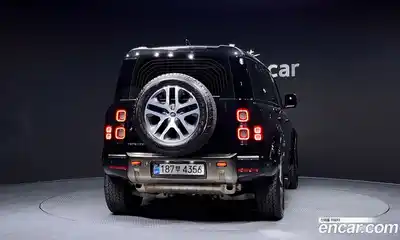 Land Rover Defender 2024 3.0 Автомат в Москве № 166010, миниатюра 4