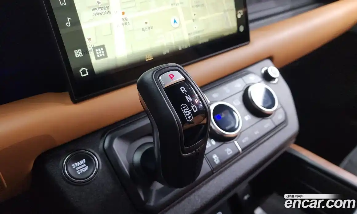 Land Rover Defender 2024 3.0 Автомат в Москве № 166010, фото 9