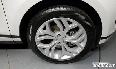 Land Rover Range-Rover Evoque 2023 2.0 Автомат в Москве № 166053, миниатюра 5