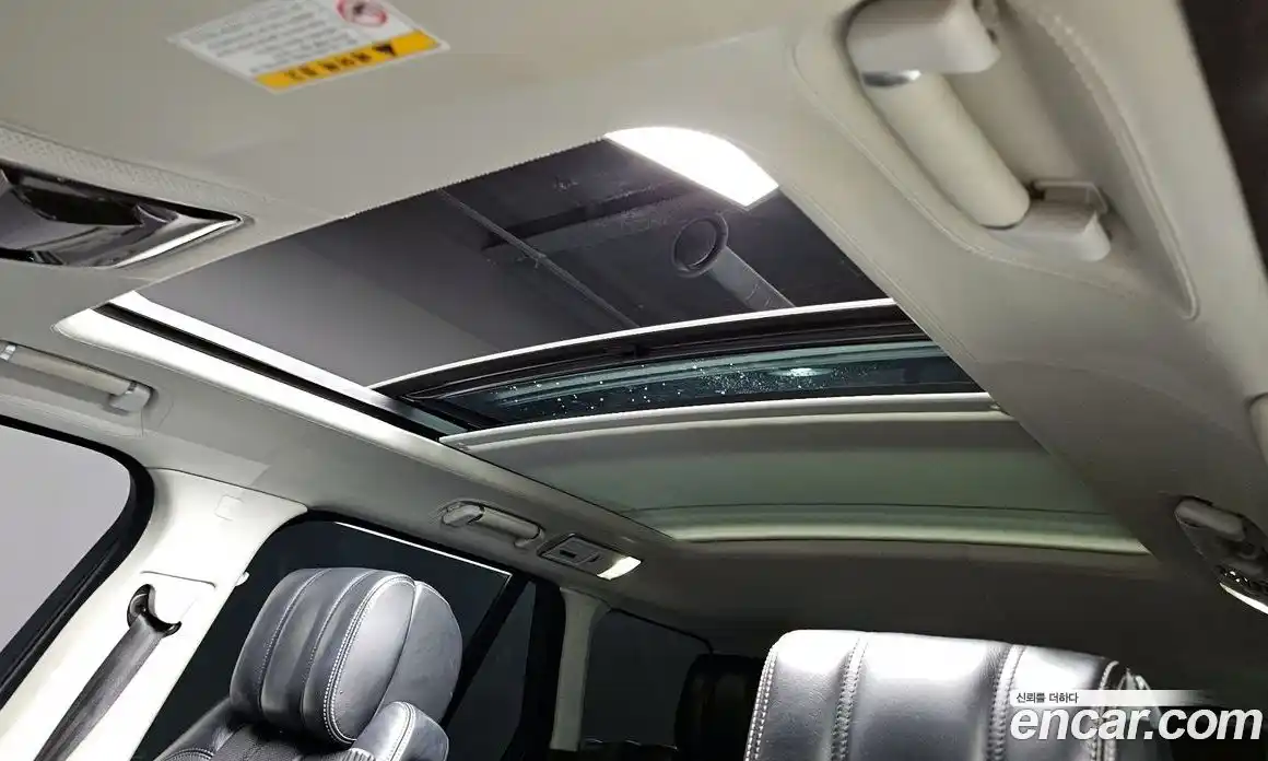 Land Rover Range-Rover 2015 4.4 Автомат в Москве № 166496, фото 18