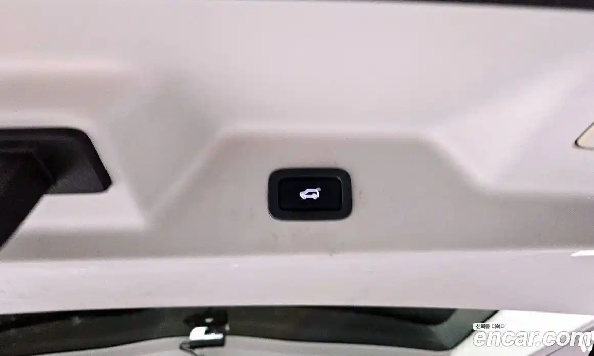 Land Rover Range-Rover 2015 4.4 Автомат в Москве № 166496, фото 20