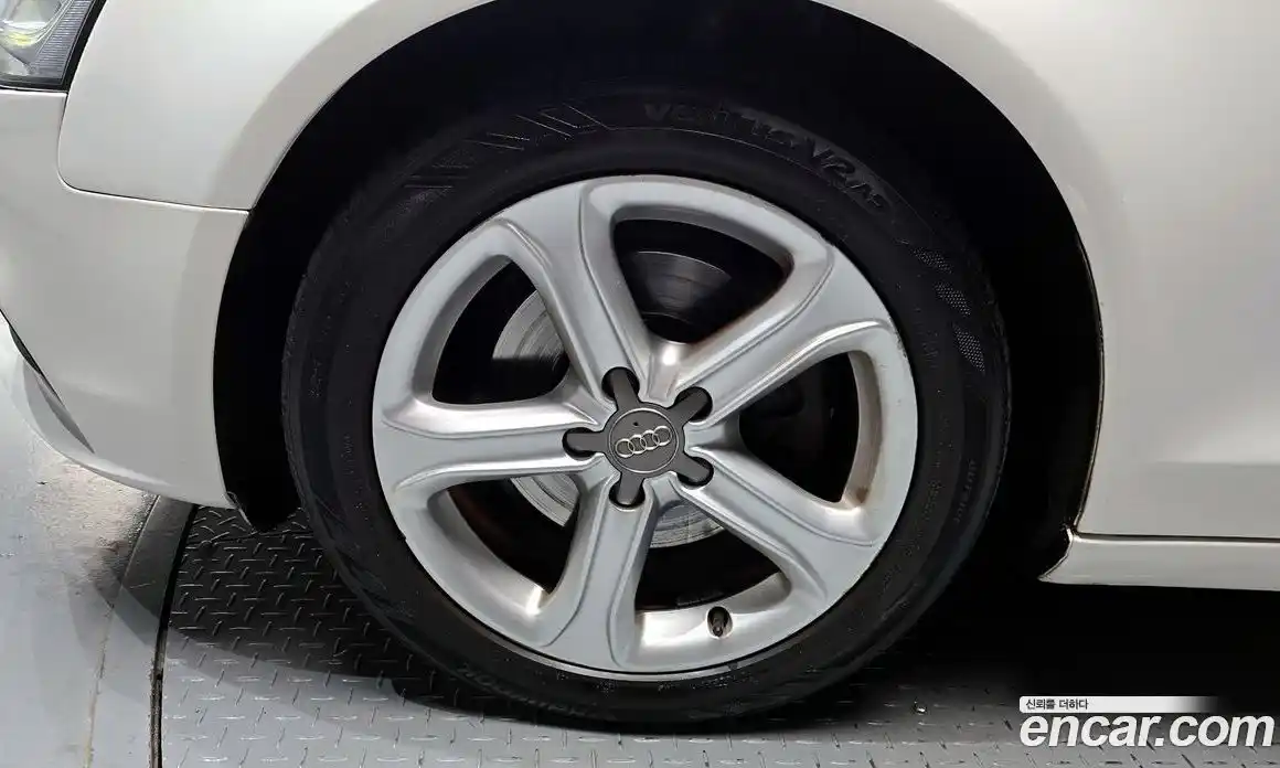 Audi A4 2015 2.0 Автомат в Москве № 196644, фото 5