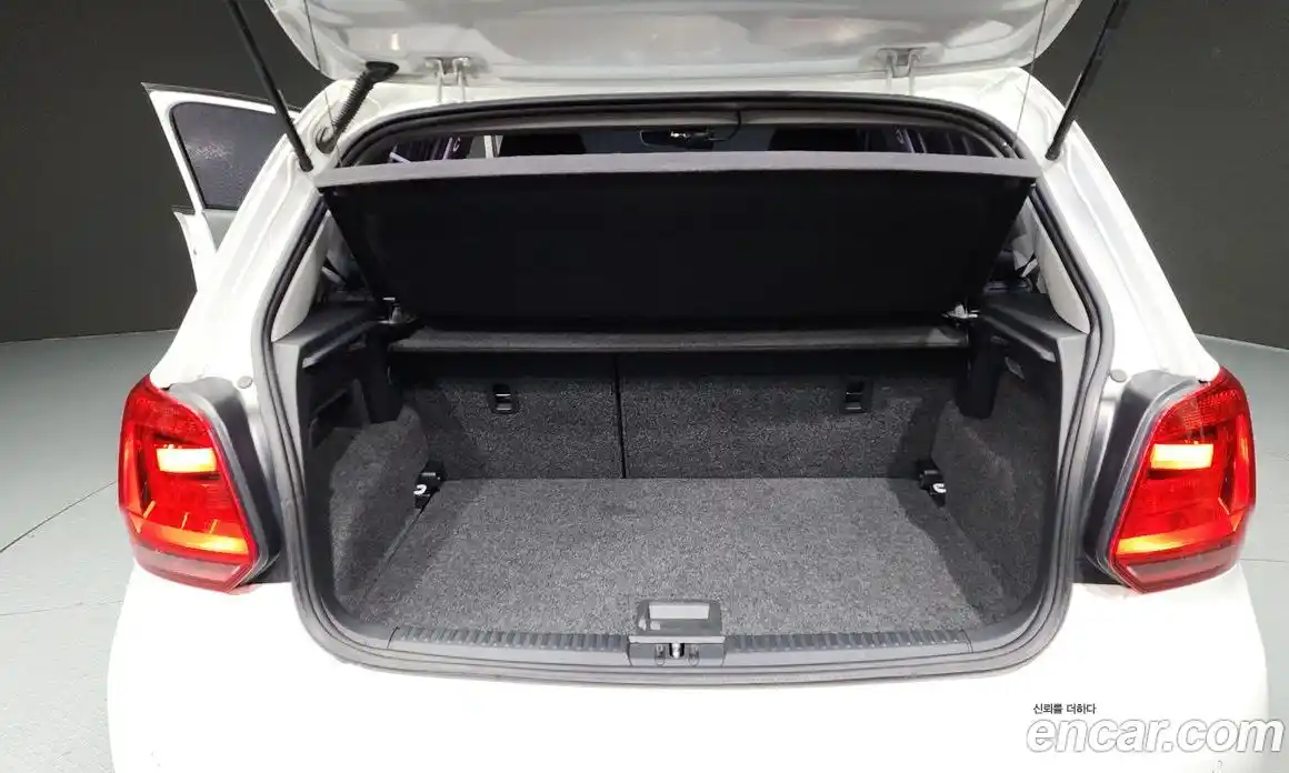 Volkswagen Polo 2015 1.4 Автомат в Москве № 199133, фото 20