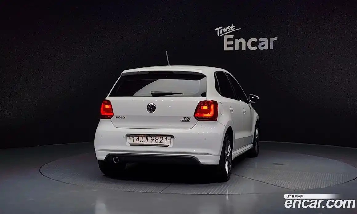 Volkswagen Polo 2015 1.4 Автомат в Москве № 199133, фото 4