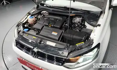 Volkswagen Polo 2015 1.4 Автомат в Москве № 199133, миниатюра 6