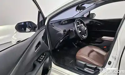 Toyota Prius 2018 1.8 Автомат в Москве № 199677, миниатюра 11