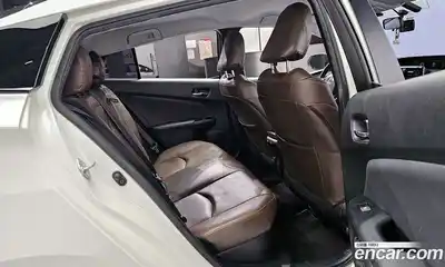 Toyota Prius 2018 1.8 Автомат в Москве № 199677, миниатюра 12