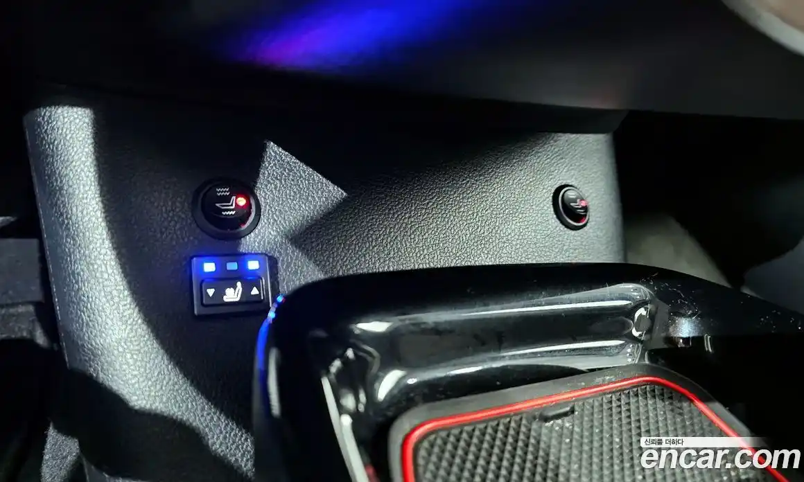 Toyota Prius 2018 1.8 Автомат в Москве № 199677, фото 18