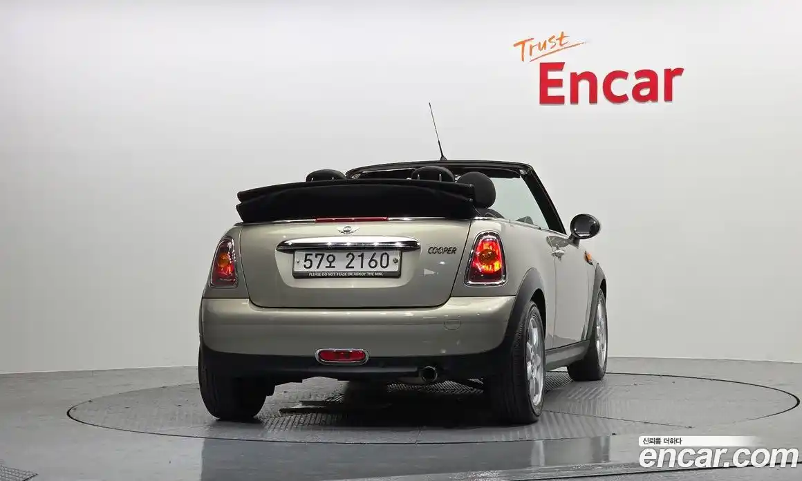 Mini Cooper Convertible 2010 1.6 Автомат в Москве № 200041, фото 4