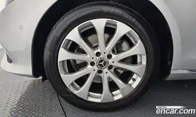 Mercedes-Benz E-Class 2019 1.9 Автомат в Москве № 211998, миниатюра 5