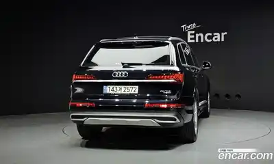 Audi Q7 2021 3.0 Автомат в Москве № 212400, миниатюра 4