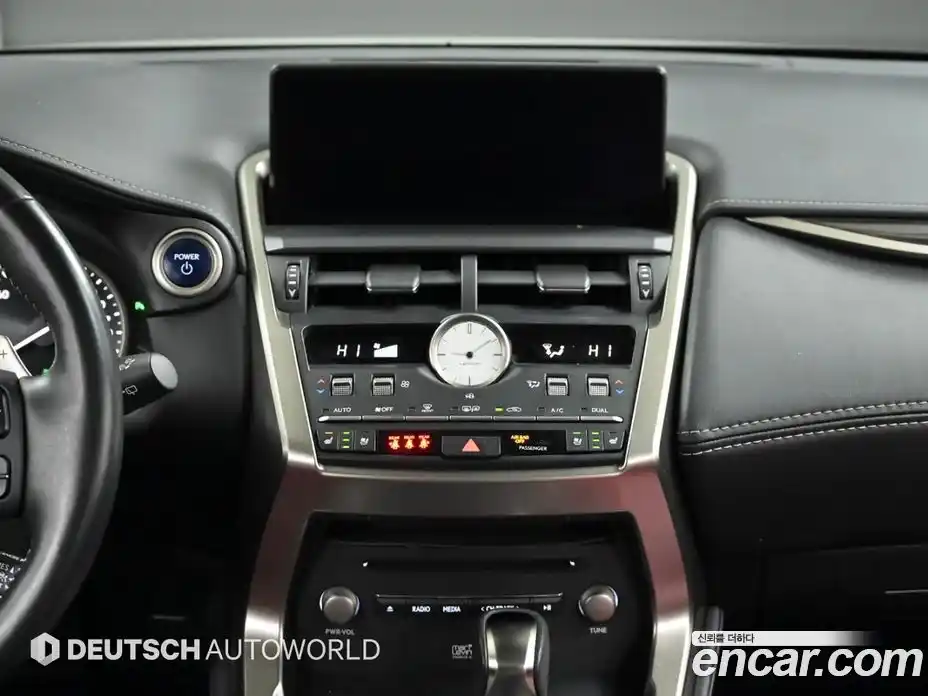 Lexus NX 2019 2.5 Автомат в Москве № 214818, фото 14