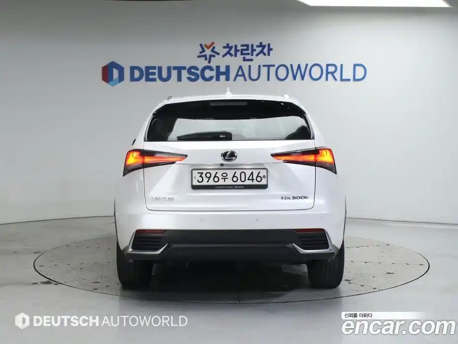 Lexus NX 2019 2.5 Автомат в Москве № 214818, фото 4