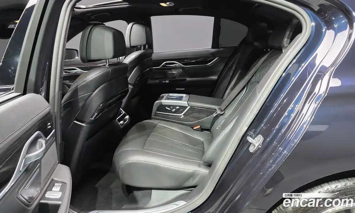 BMW 7-Series 2017 3.0 Автомат в Москве № 229196, фото 12