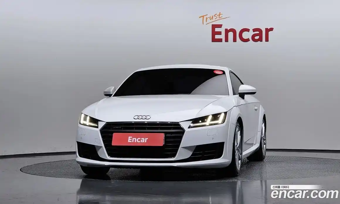 Audi TT 2016 2.0 Автомат в Москве № 229729, фото 3