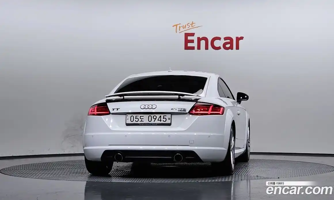 Audi TT 2016 2.0 Автомат в Москве № 229729, фото 4