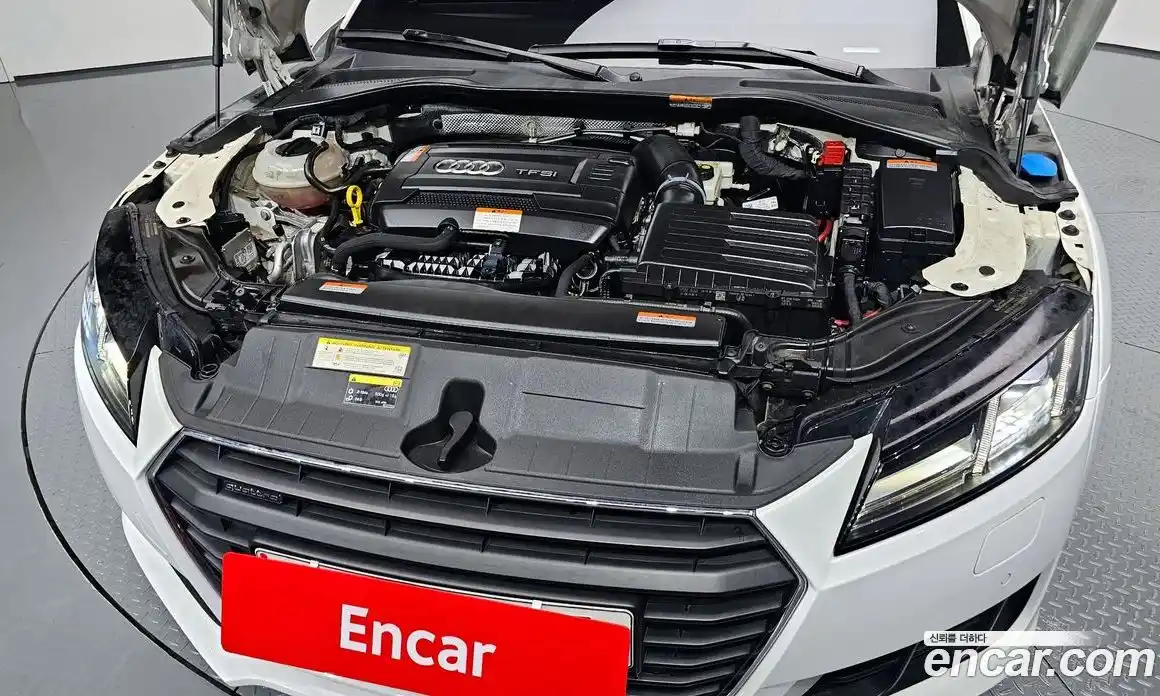 Audi TT 2016 2.0 Автомат в Москве № 229729, фото 6