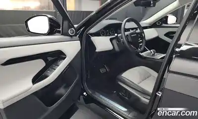 Land Rover Range-Rover Evoque 2024 2.0 Автомат в Москве № 231130, миниатюра 10