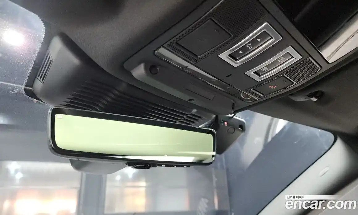 Land Rover Range-Rover Evoque 2024 2.0 Автомат в Москве № 231172, фото 19