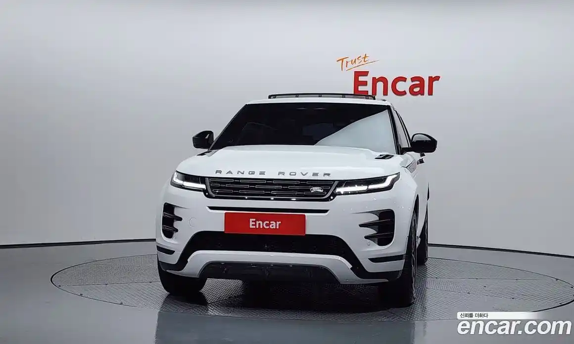 Land Rover Range-Rover Evoque 2024 2.0 Автомат в Москве № 231172, фото 3