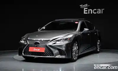Lexus LS, 2018