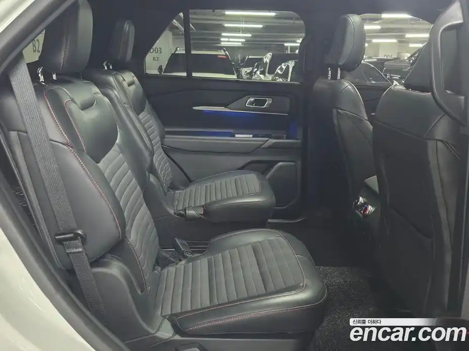 Ford Explorer 2025 2.3 Автомат в Москве № 233122, фото 12