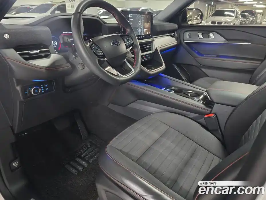 Ford Explorer 2025 2.3 Автомат в Москве № 233122, фото 10