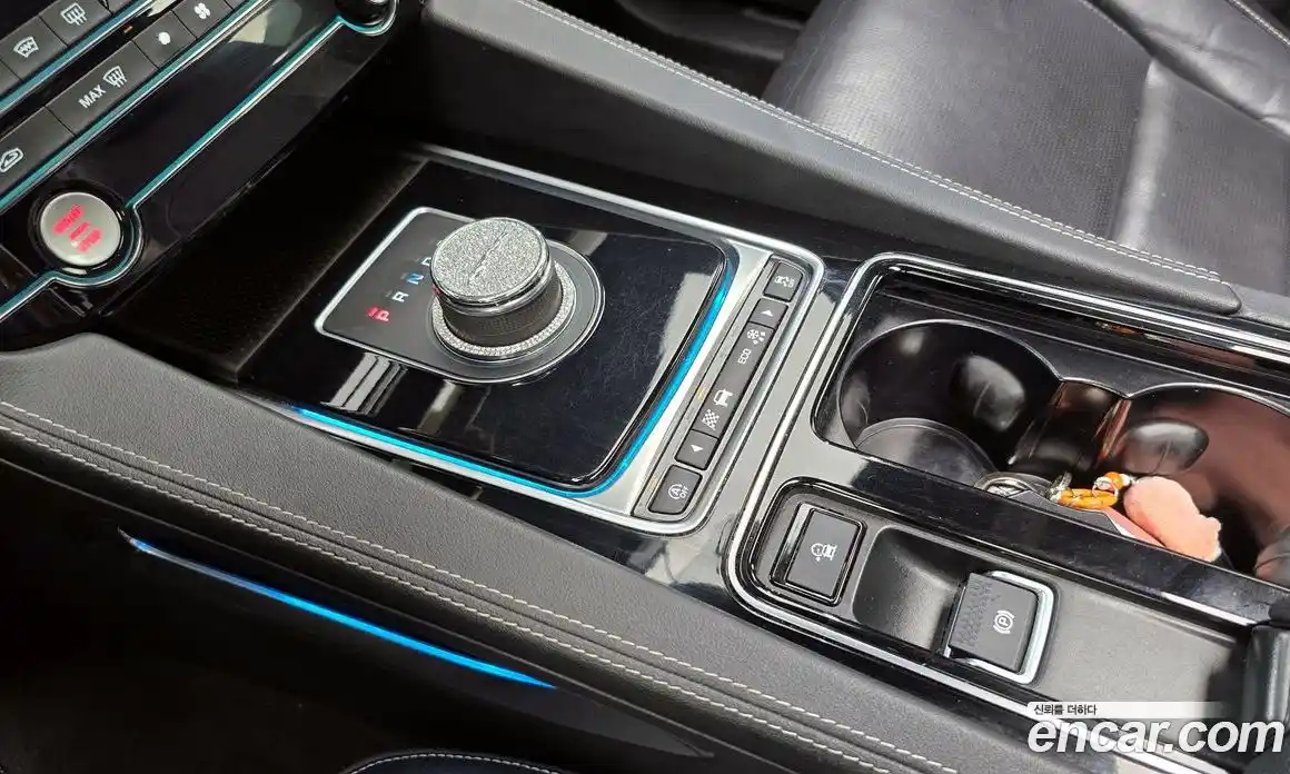 Jaguar F-Pace 2017 3.0 Автомат в Москве № 320068, фото 9