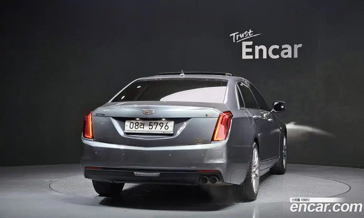 Cadillac CT6 2018 2.0 Автомат в Москве № 320942, фото 4