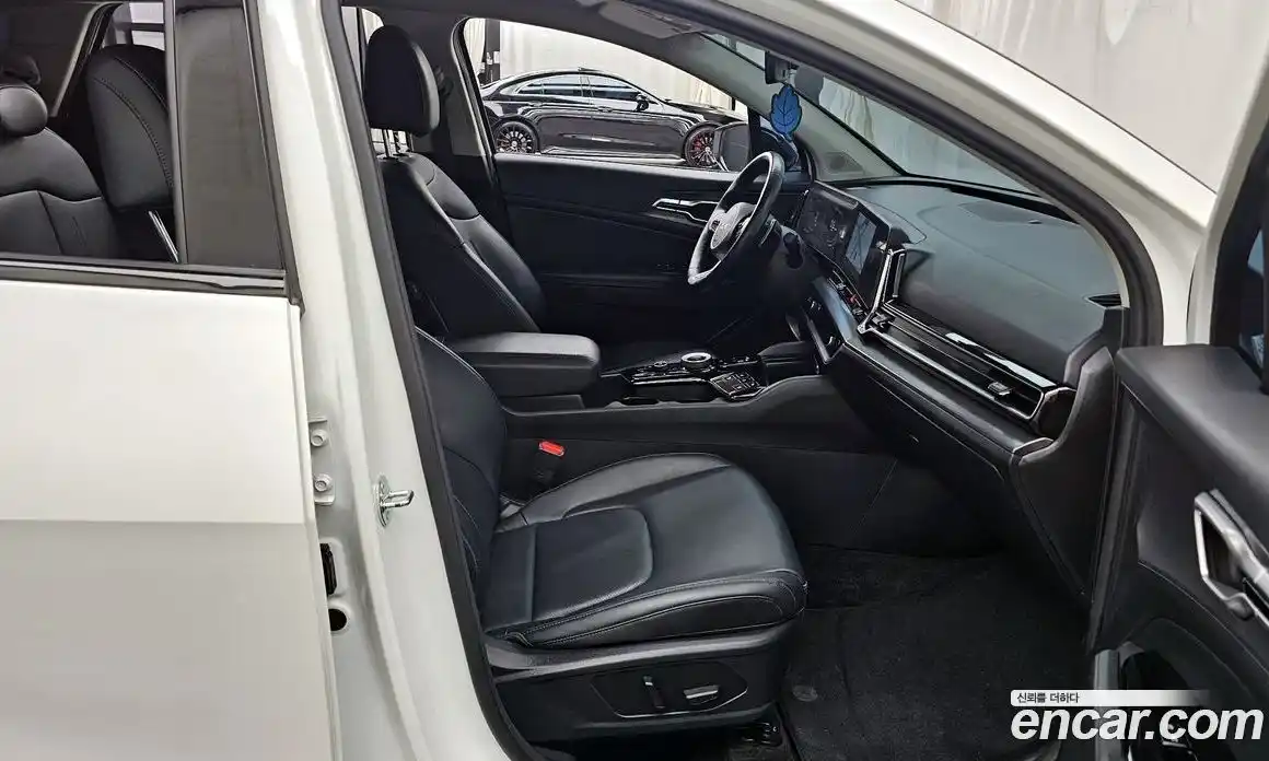 Kia Sportage 2023 1.6 Автомат в Москве № 52284, фото 11